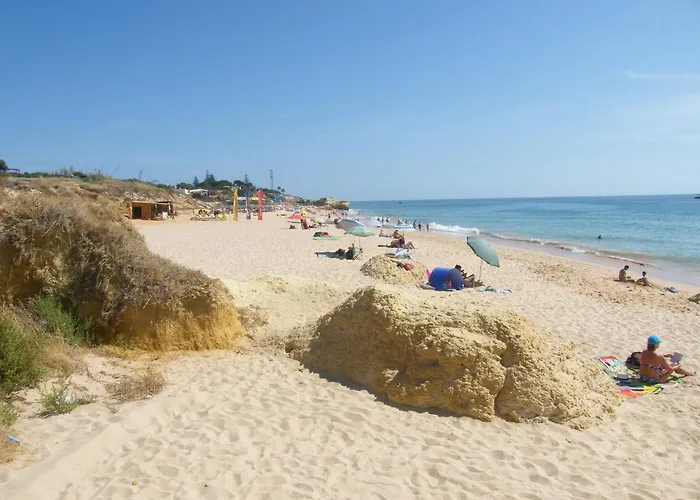 Апартаменты Luxurious First Floor With Balconies Overlooking Pool And Gardens.